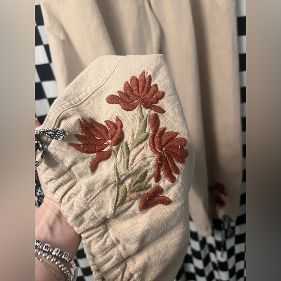 Blue Velvet whimsical embroidered joggers - Picture 8 of 16